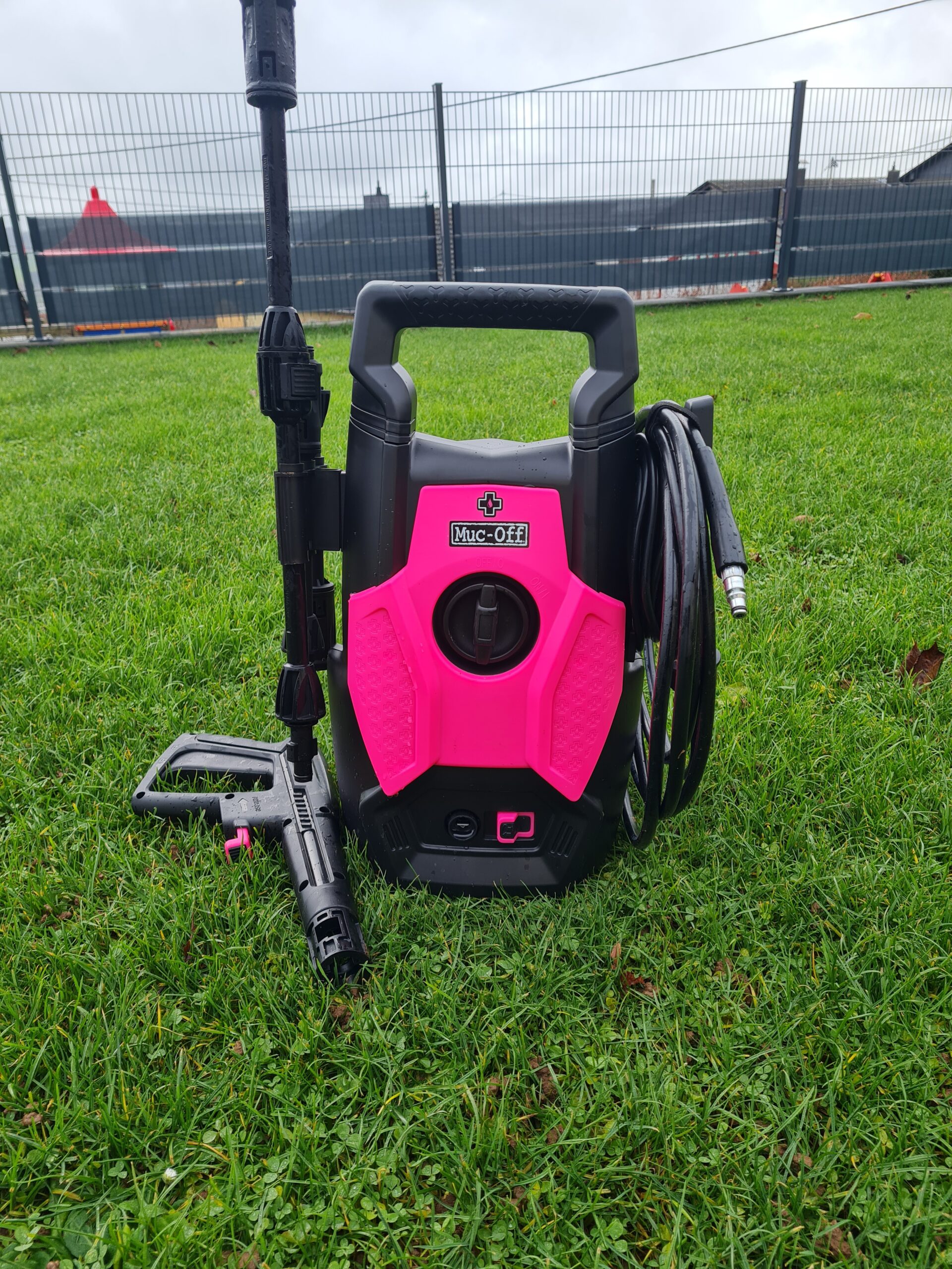 MUC-OFF Accessory 2-in-1 Microfibre Wash Mitt